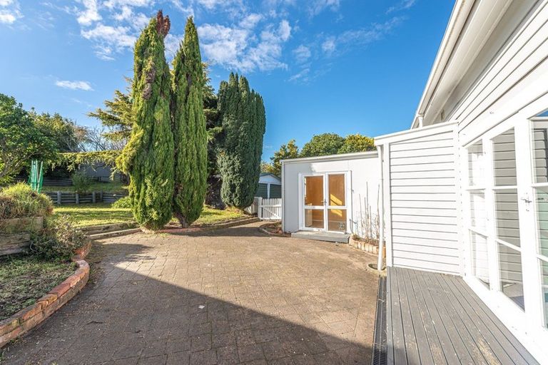 Photo of property in 14 Hurworth Place, College Estate, Whanganui, 4500