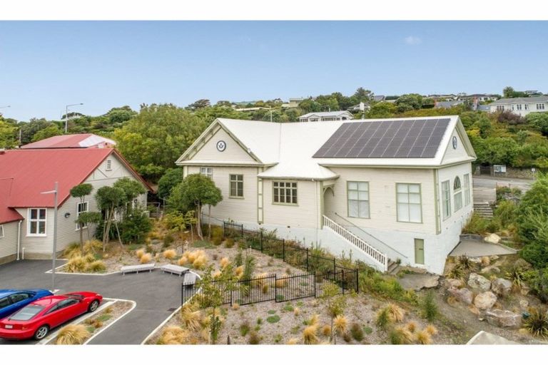 Photo of property in 1/95 Dyers Pass Road, Cashmere, Christchurch, 8022