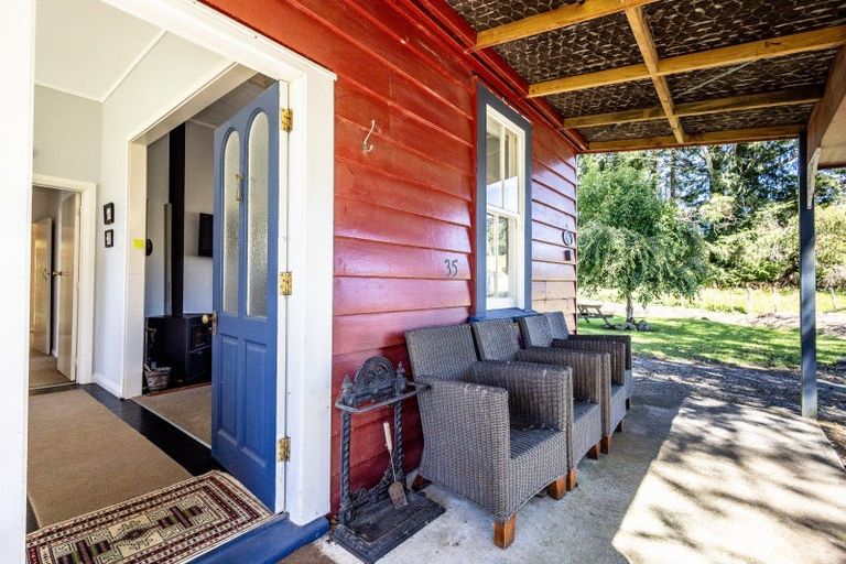 Photo of property in 35 Kaitieke Road, Raurimu, Owhango, 3990