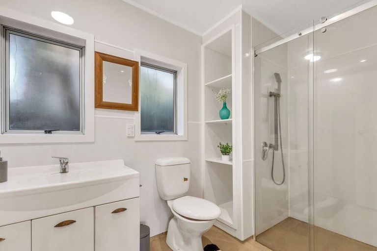 Photo of property in 27 Awatea Terrace, Lynmore, Rotorua, 3010