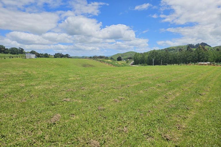 Photo of property in 222 Waituna Road, Pahiatua, 4982