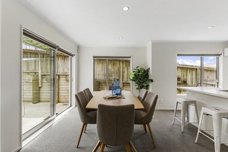 Photo of property in 36 Mauldeth Terrace, Churton Park, Wellington, 6037