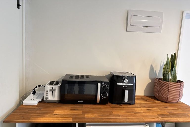 Photo of property in 2b Glen Road, Ranui, Auckland, 0612