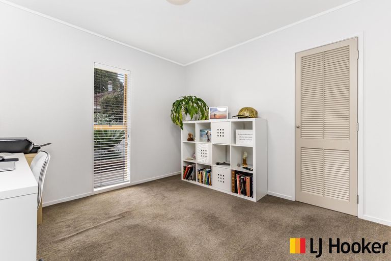 Photo of property in 6 Muirfield Street, Wattle Downs, Auckland, 2103