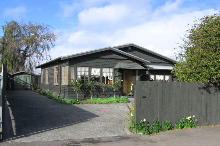 Photo of property in 528 Tremaine Avenue, Takaro, Palmerston North, 4410
