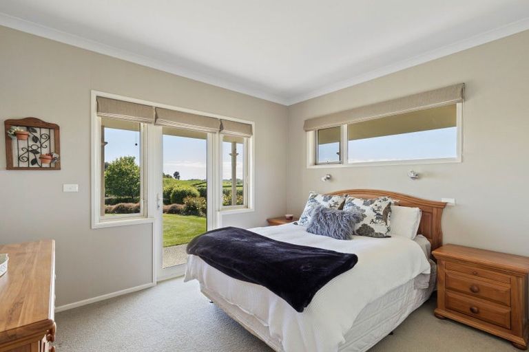 Photo of property in 111 Hurworth Road, Hurworth, New Plymouth, 4371