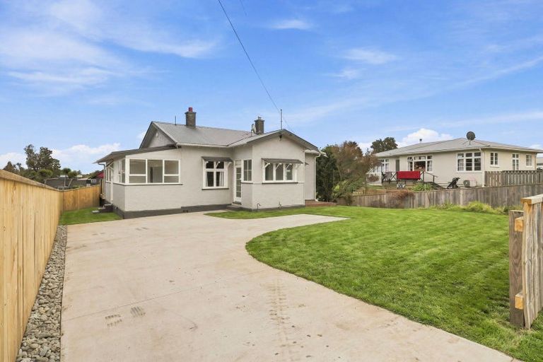 Photo of property in 77 Cornfoot Street, Castlecliff, Whanganui, 4501