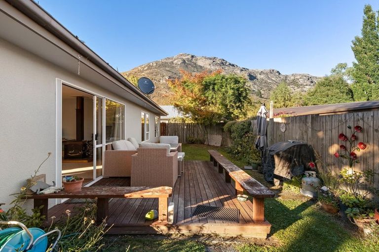 Photo of property in 35a Kawarau Place, Frankton, Queenstown, 9300