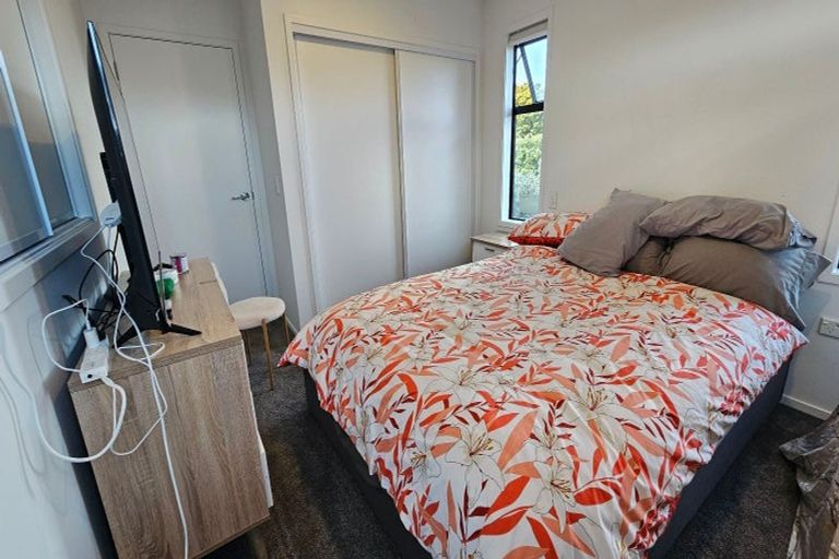 Photo of property in 11/10 Fathom Place, Te Atatu Peninsula, Auckland, 0610