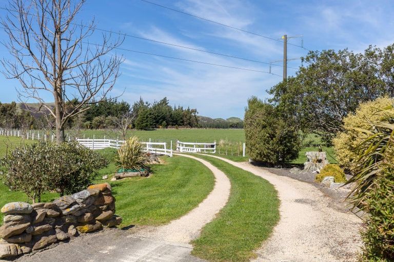 Photo of property in 1827 State Highway 2, Kiriwhakapapa, Masterton, 5881
