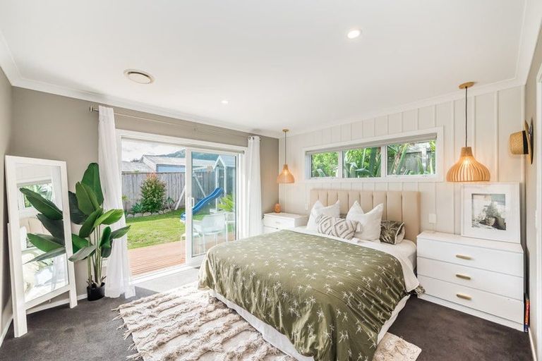 Photo of property in 10 Mahia Lane, Waikanae, 5036