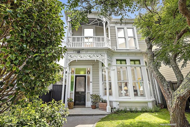 Photo of property in 164 Tasman Street, Mount Cook, Wellington, 6021