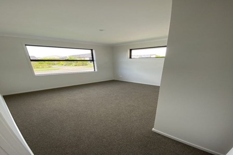 Photo of property in 21 Cowell Crescent, Pyes Pa, Tauranga, 3112