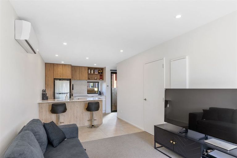 Photo of property in 4/80 Milton Street, Somerfield, Christchurch, 8024