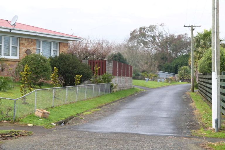 Photo of property in 2a Earlsworth Road, Mangere East, Auckland, 2024