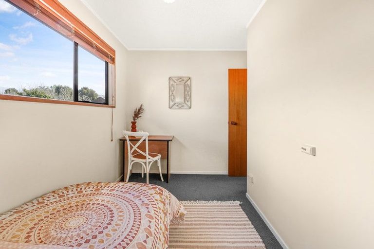 Photo of property in 98 Totara Drive, Pukete, Hamilton, 3200