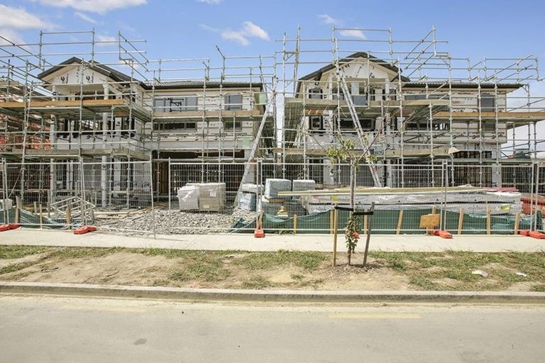 Photo of property in 28 Paripari Street, Flat Bush, Auckland, 2019