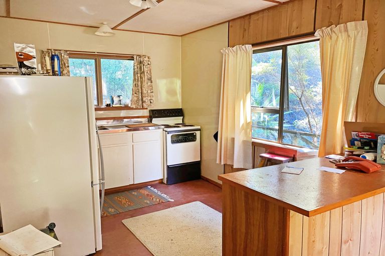 Photo of property in 48 Schoolhouse Bay Road, Kawau Island, 0920