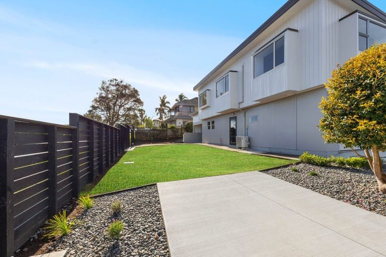 Photo of property in 34 Bucklands Beach Road, Bucklands Beach, Auckland, 2012