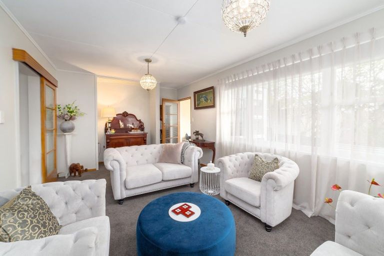 Photo of property in 2 Wood Street, Greytown, 5712