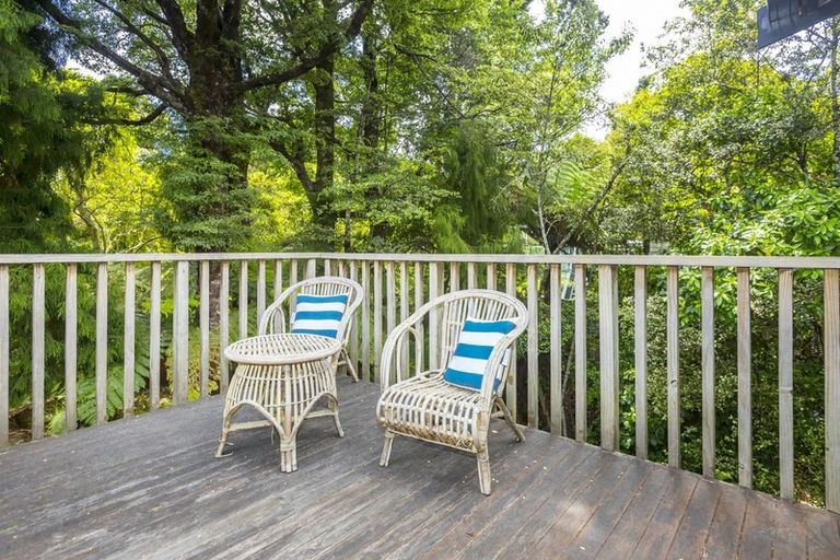 Photo of property in 35 Chatsworth Road, Silverstream, Upper Hutt, 5019