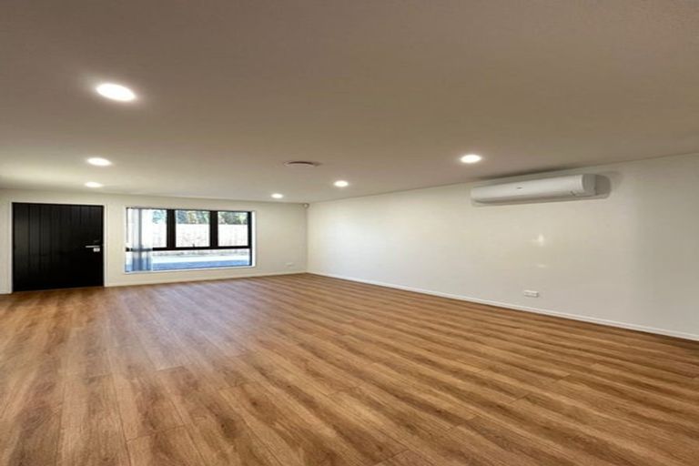 Photo of property in 10b Benton Place, Manurewa, Auckland, 2102