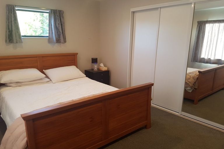 Photo of property in 2/12 Mcmanaway Grove, Stokes Valley, Lower Hutt, 5019