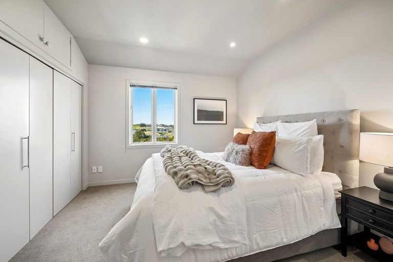 Photo of property in Point Ridge, 15/130 Gills Road, Albany Heights, Auckland, 0632