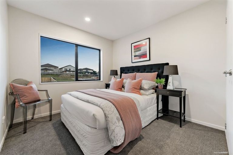 Photo of property in 5 Mata Road, Massey, Auckland, 0614