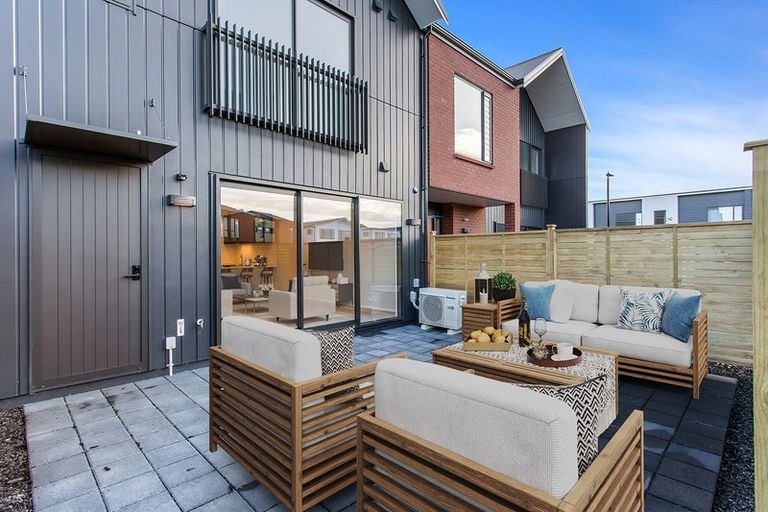 Photo of property in 8 Roundel Crescent, Whenuapai, Auckland, 0618