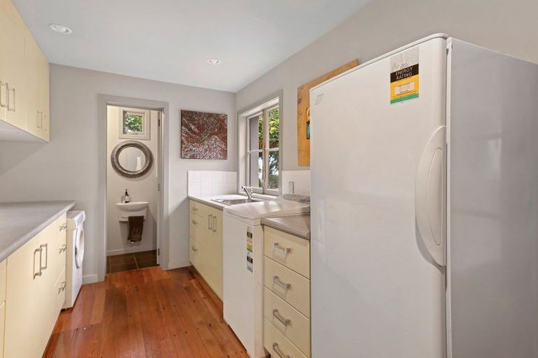 Photo of property in 335 Church Street, West End, Timaru, 7910