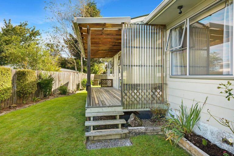 Photo of property in 43 Tennyson Drive, Owhata, Rotorua, 3010