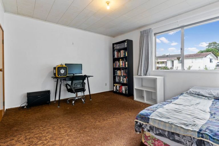 Photo of property in 9 Pankhurst Place, Sunnyvale, Auckland, 0612