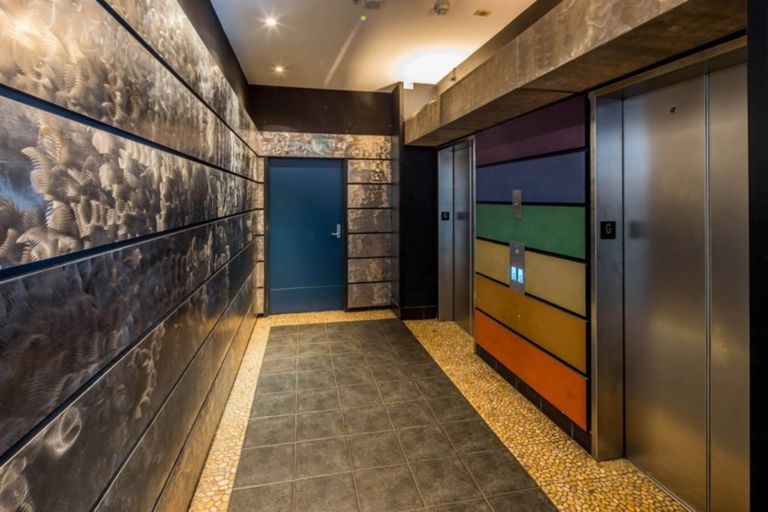 Photo of property in St Peters Apartments, 8a/192 Willis Street, Te Aro, Wellington, 6011