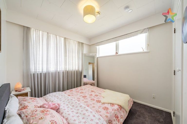 Photo of property in 54 Kairimu Street, Stokes Valley, Lower Hutt, 5019