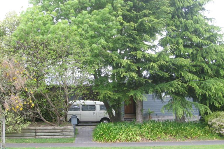 Photo of property in 1 Belvedere Grove, Rangatira Park, Taupo, 3330