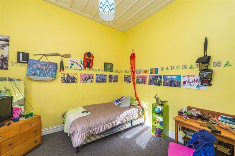 Photo of property in 33 Gibson Street, Aramoho, Whanganui, 4500