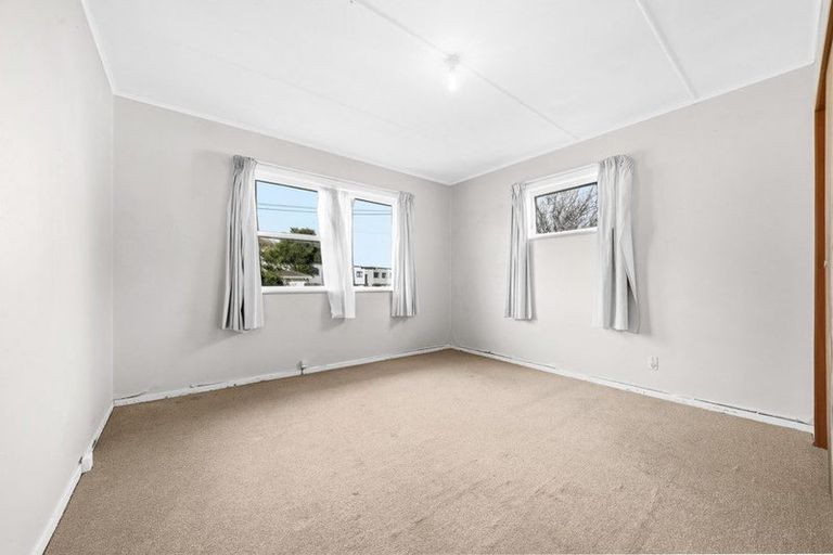 Photo of property in 6 Bates Street, Papakura, 2110