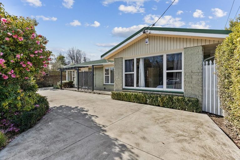 Photo of property in 42 North Parade, Richmond, Christchurch, 8013