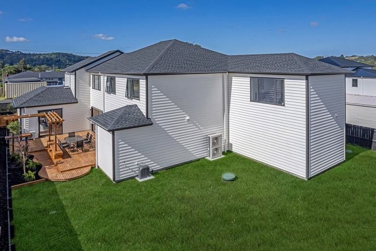 Photo of property in 20 Arthur Street, Riverhead, 0820