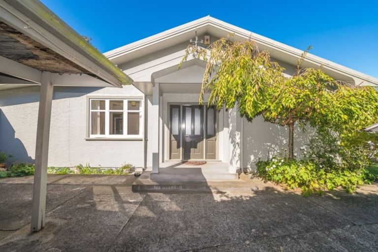Photo of property in 20 Kent Road, Saint Johns Hill, Whanganui, 4501