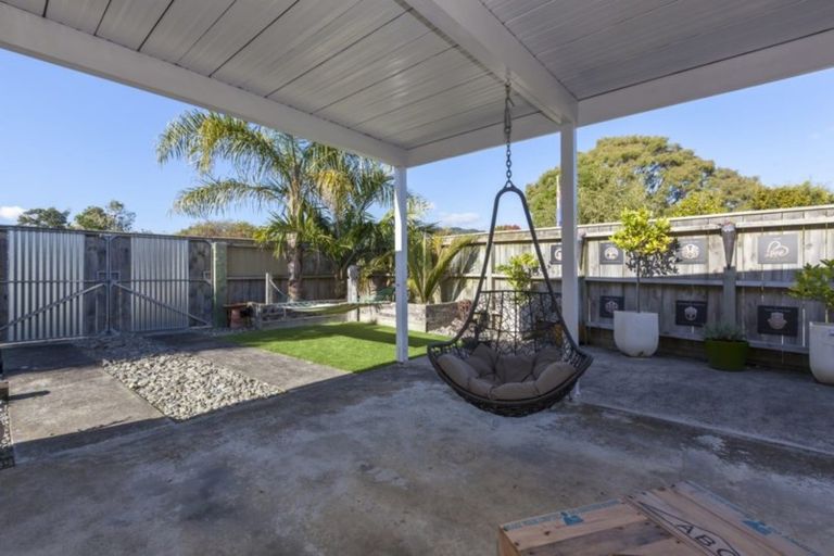 Photo of property in 2a Leybourne Avenue, Waikanae, 5036