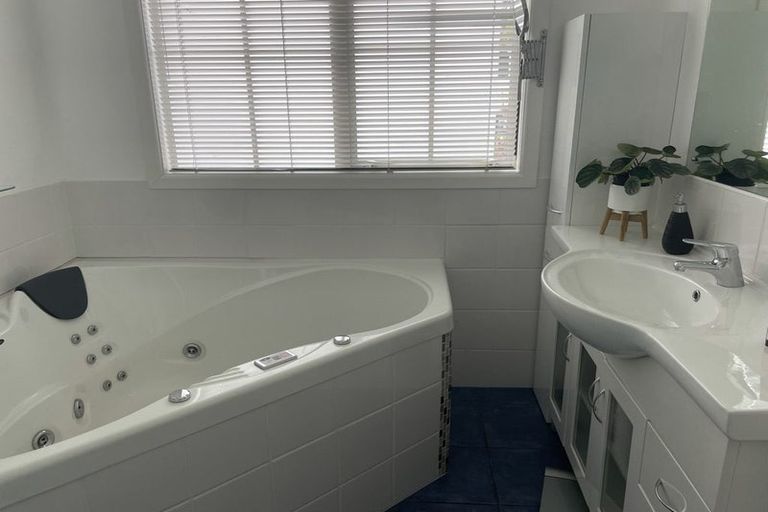 Photo of property in 120 Williams Road, Tokomaru, Palmerston North, 4474