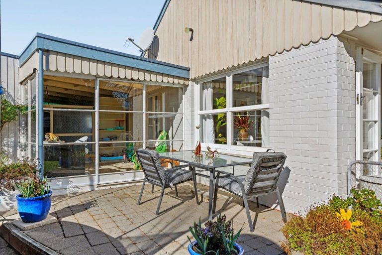 Photo of property in 110a Kippenberger Avenue, Rangiora, 7400