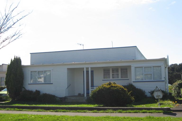 Photo of property in 7 Cornwall Street, Brooklands, New Plymouth, 4310