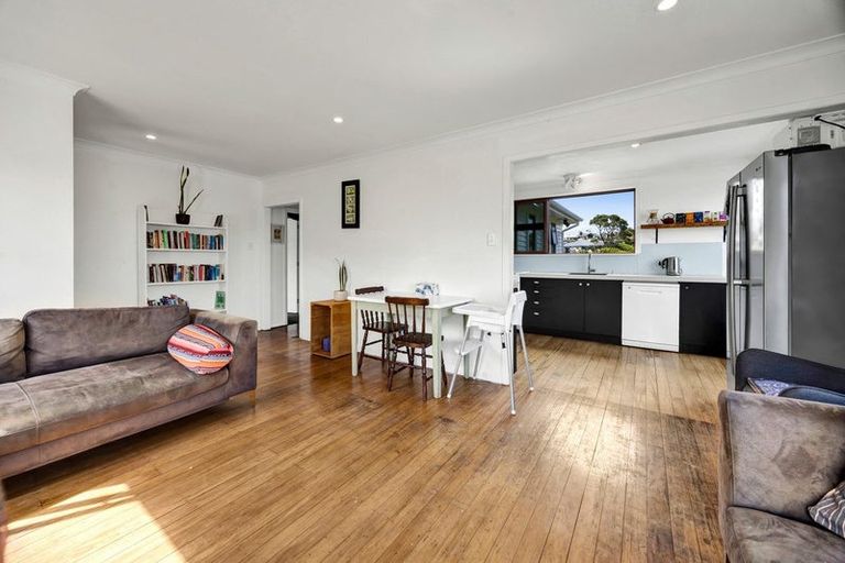 Photo of property in 158b Tukapa Street, Westown, New Plymouth, 4310