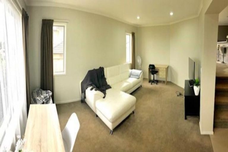 Photo of property in 4 Bilancia Place, Flat Bush, Auckland, 2016