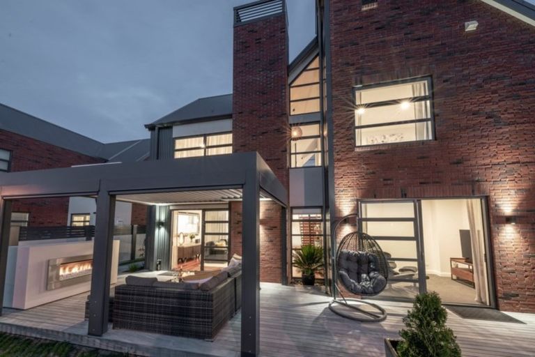 Photo of property in 5 Garland Lane, Leamington, Cambridge, 3432