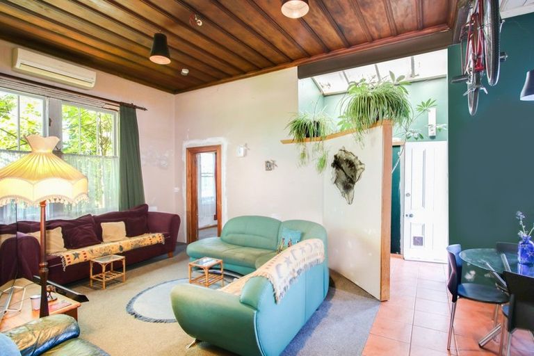 Photo of property in 125 Riverbend Road, Onekawa, Napier, 4110