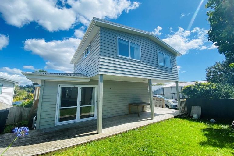 Photo of property in 640 Beach Road, Browns Bay, Auckland, 0630